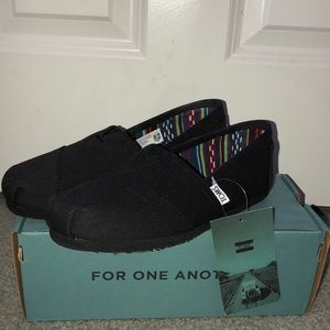 New Toms